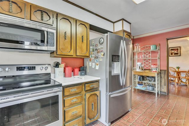 602 N 16th Avenue, Kelso, WA 98626