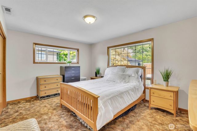 602 N 16th Avenue, Kelso, WA 98626