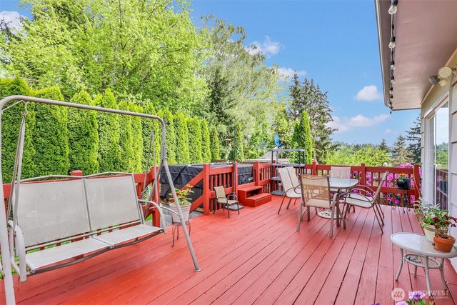 602 N 16th Avenue, Kelso, WA 98626