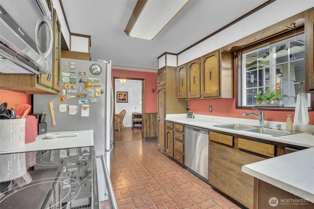 602 N 16th Avenue, Kelso, WA 98626