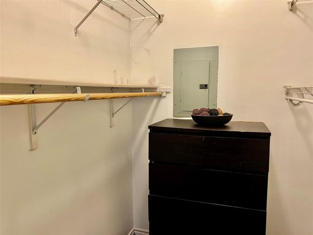 10047 Westpark Drive 9, Houston, TX 77042