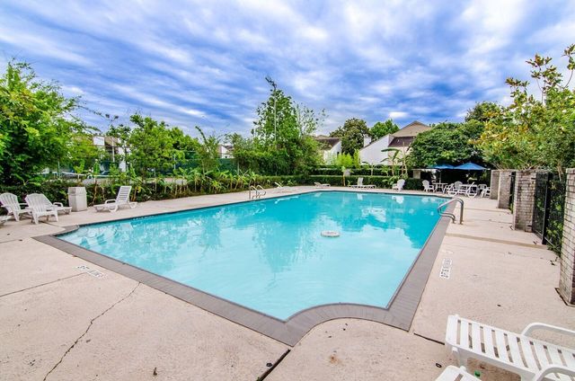 10047 Westpark Drive 9, Houston, TX 77042