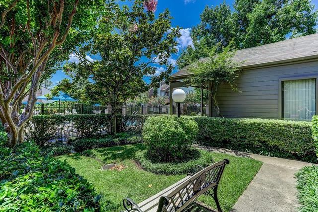 10047 Westpark Drive 9, Houston, TX 77042