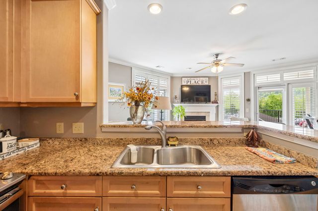400 Warioto Way Apt 309, Ashland City, TN 37015
