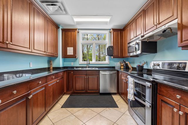 400 Warioto Way Apt 309, Ashland City, TN 37015