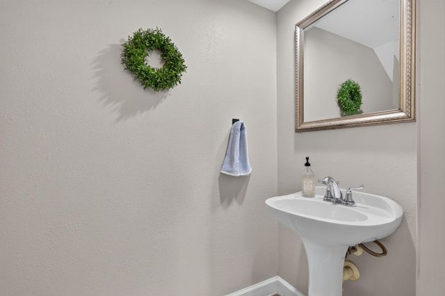 14 Treescape Circle, The Woodlands, TX 77381