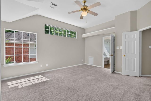 14 Treescape Circle, The Woodlands, TX 77381
