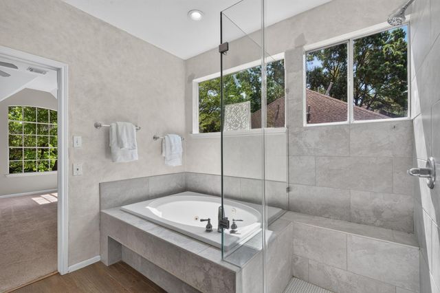 14 Treescape Circle, The Woodlands, TX 77381