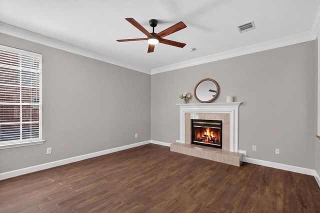 14 Treescape Circle, The Woodlands, TX 77381