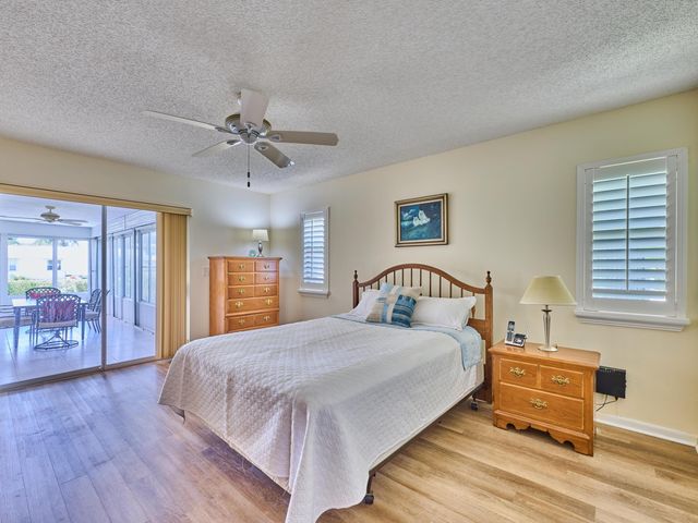 9901 SE Little Club Way N, Tequesta, FL 33469