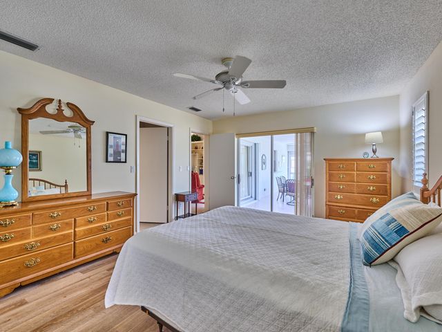 9901 SE Little Club Way N, Tequesta, FL 33469