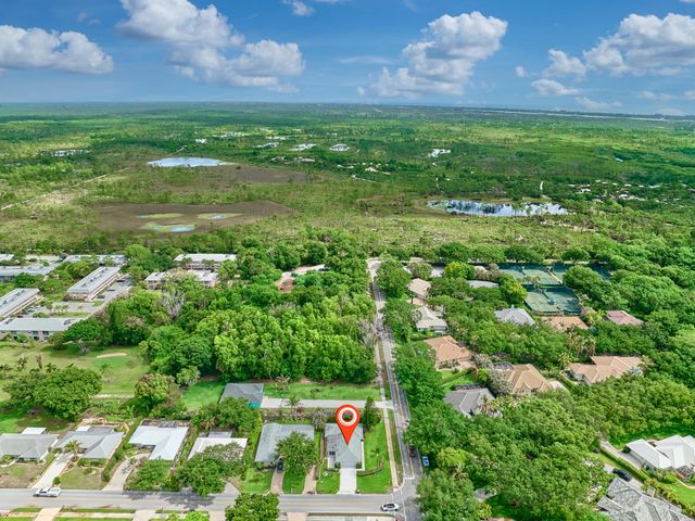 9901 SE Little Club Way N, Tequesta, FL 33469