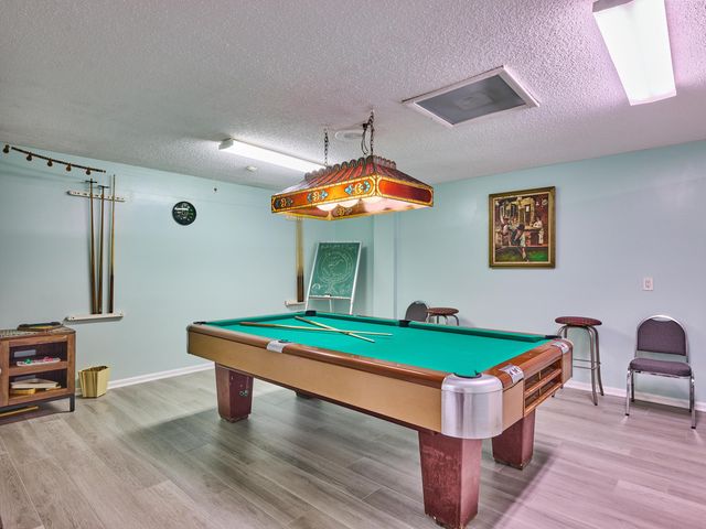 9901 SE Little Club Way N, Tequesta, FL 33469