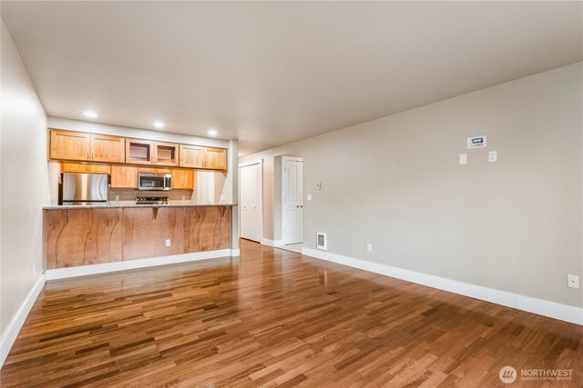 25 N Broadway #206, Tacoma, WA 98403