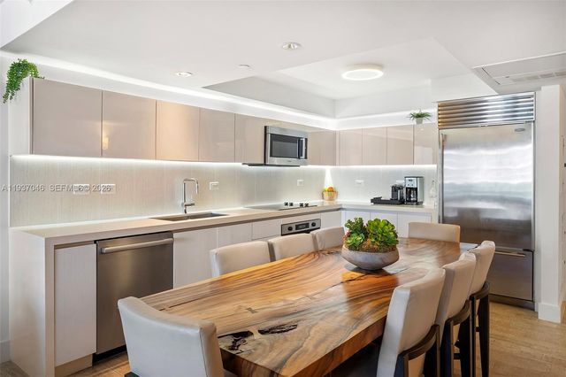 102 24th Street 1207, Miami Beach, FL 33139