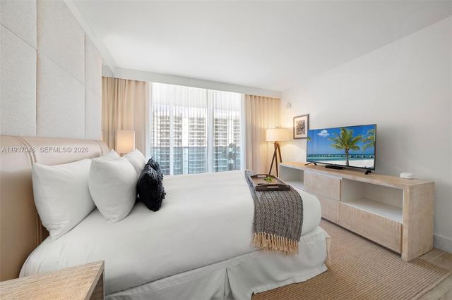 102 24th Street 1207, Miami Beach, FL 33139