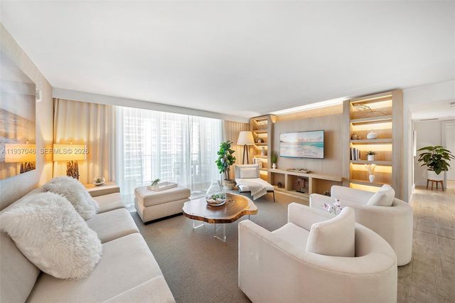 102 24th Street 1207, Miami Beach, FL 33139