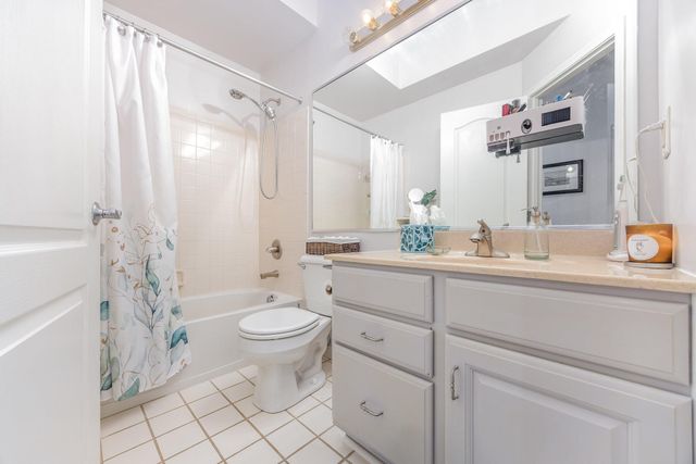 568 Riversbreeze Drive, Ludlow, KY 41016