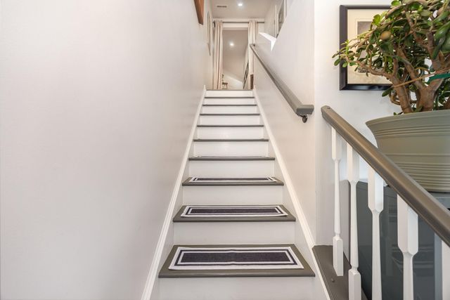 568 Riversbreeze Drive, Ludlow, KY 41016