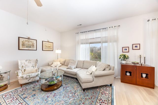 568 Riversbreeze Drive, Ludlow, KY 41016