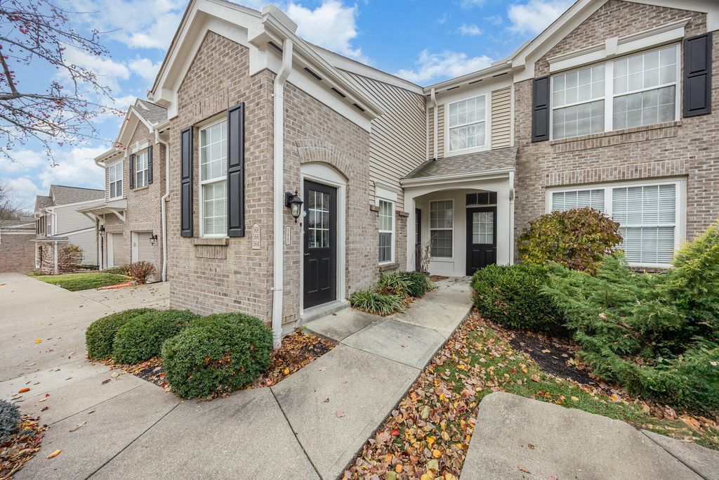 568 Riversbreeze Drive, Ludlow, KY 41016