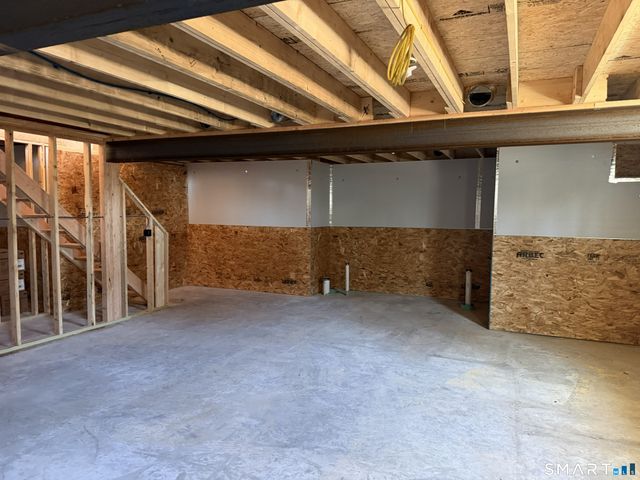 25 Julia Road, Bristol, CT 06010