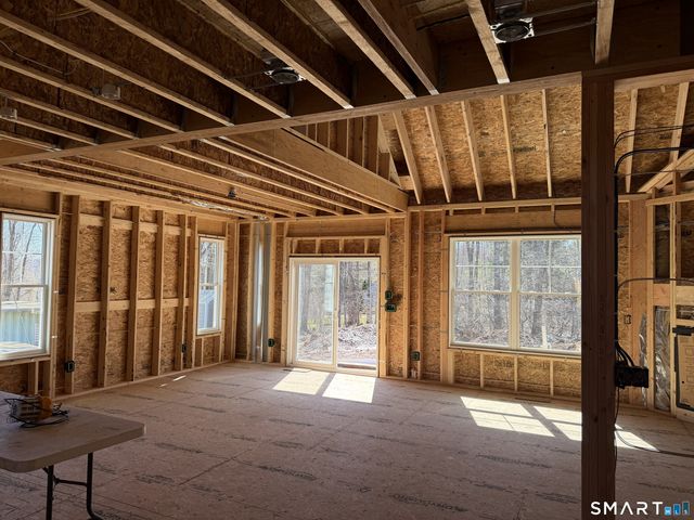 25 Julia Road, Bristol, CT 06010