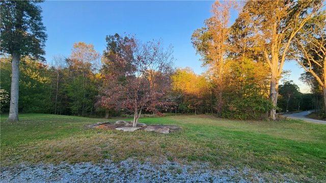 1179 School Road, Allegheny Twp, PA 15656