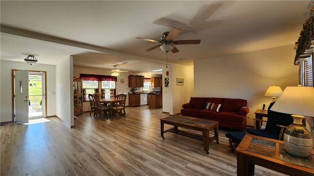 1179 School Road, Allegheny Twp, PA 15656