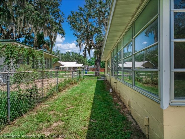 1304 Nahaw Avenue, Sebring, FL 33870