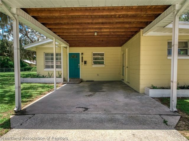 1304 Nahaw Avenue, Sebring, FL 33870