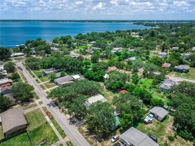 1304 Nahaw Avenue, Sebring, FL 33870
