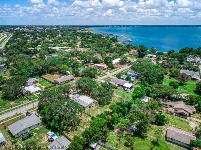1304 Nahaw Avenue, Sebring, FL 33870