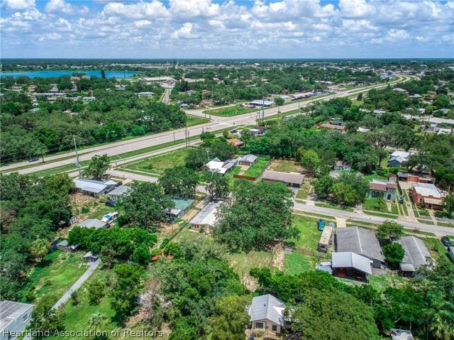 1304 Nahaw Avenue, Sebring, FL 33870