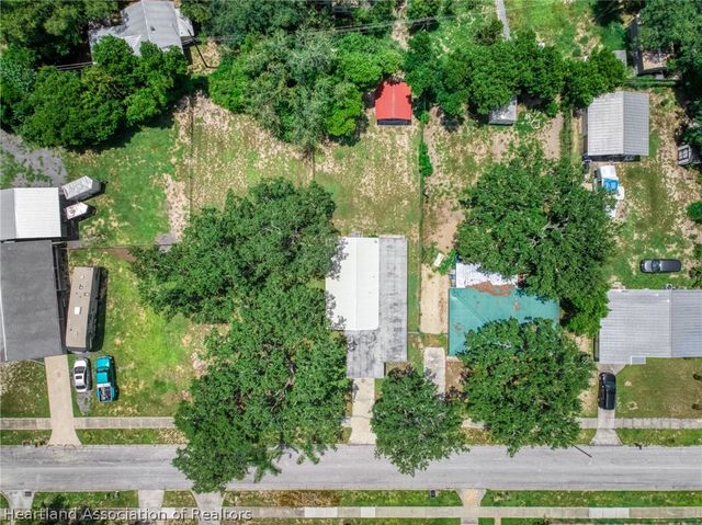 1304 Nahaw Avenue, Sebring, FL 33870
