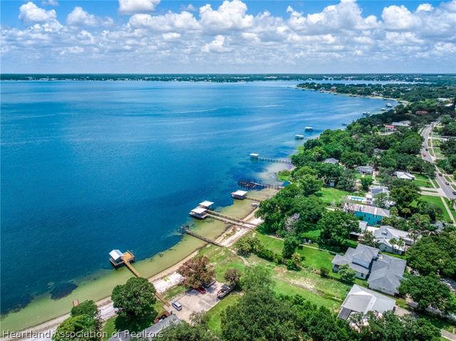 1304 Nahaw Avenue, Sebring, FL 33870