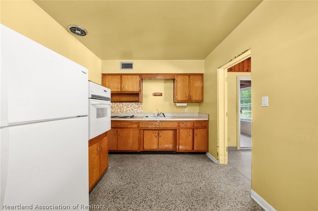 1304 Nahaw Avenue, Sebring, FL 33870