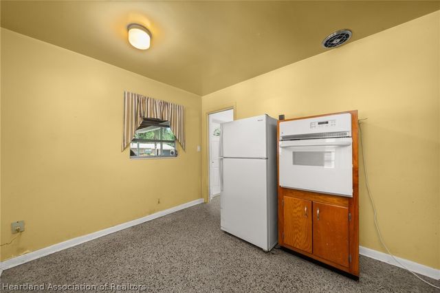 1304 Nahaw Avenue, Sebring, FL 33870