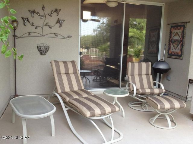 8601 N Johnny Miller Drive, Tucson, AZ 85704