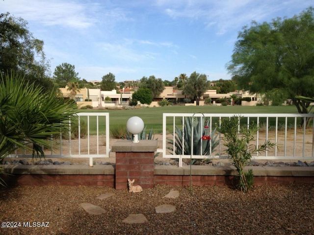 8601 N Johnny Miller Drive, Tucson, AZ 85704