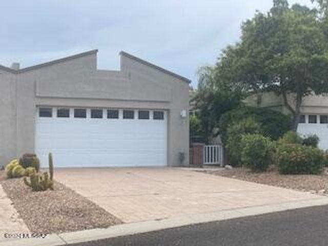 8601 N Johnny Miller Drive, Tucson, AZ 85704