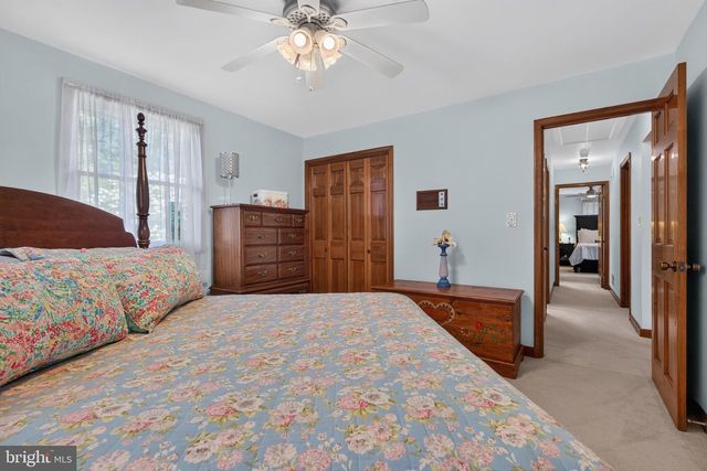 16 HOWARD DR, East Berlin, PA 17316
