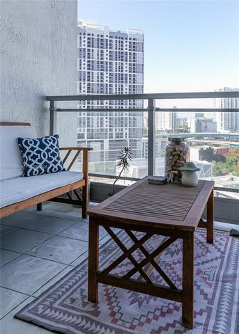 90 SW 3rd St 1611, Miami, FL 33130