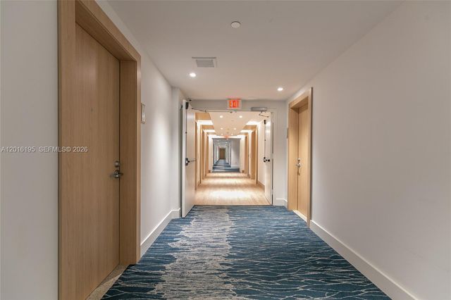 90 SW 3rd St 1611, Miami, FL 33130