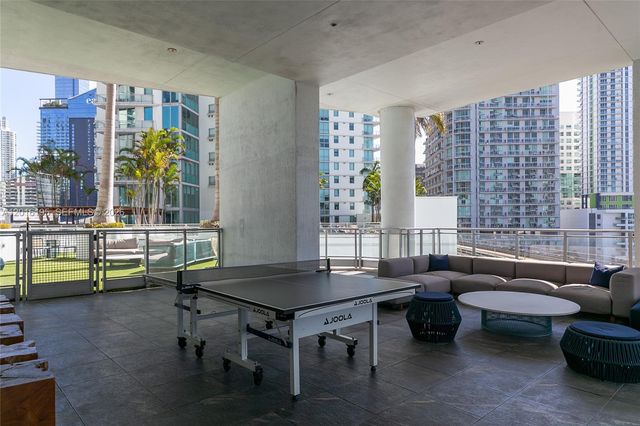 90 SW 3rd St 1611, Miami, FL 33130