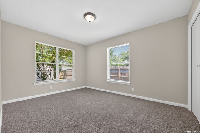 214 WINN AVE, Universal City, TX 78148