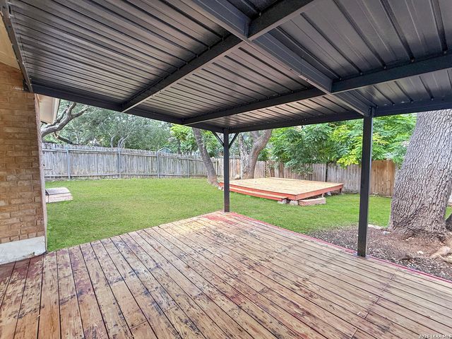 14707 Chimney Way, San Antonio, TX 78232