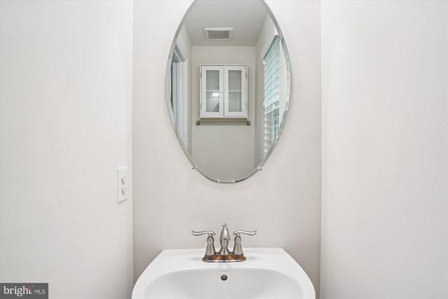 11519 ELK HORN DR, Clarksburg, MD 20871