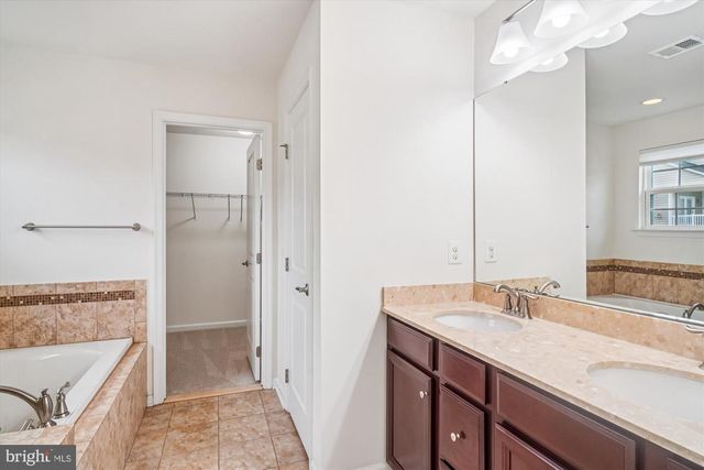 11519 ELK HORN DR, Clarksburg, MD 20871