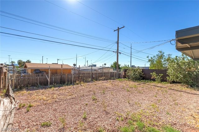 104 Stanford Street, Las Vegas, NV 89107